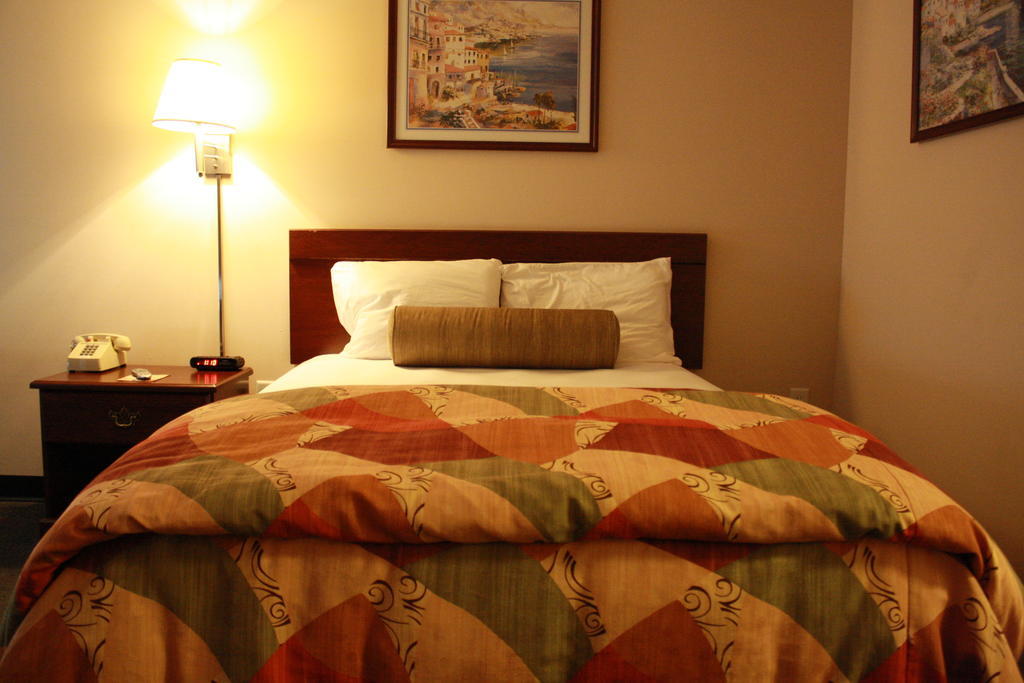 Intown Suites Extended Stay Select Hampton Va Værelse billede