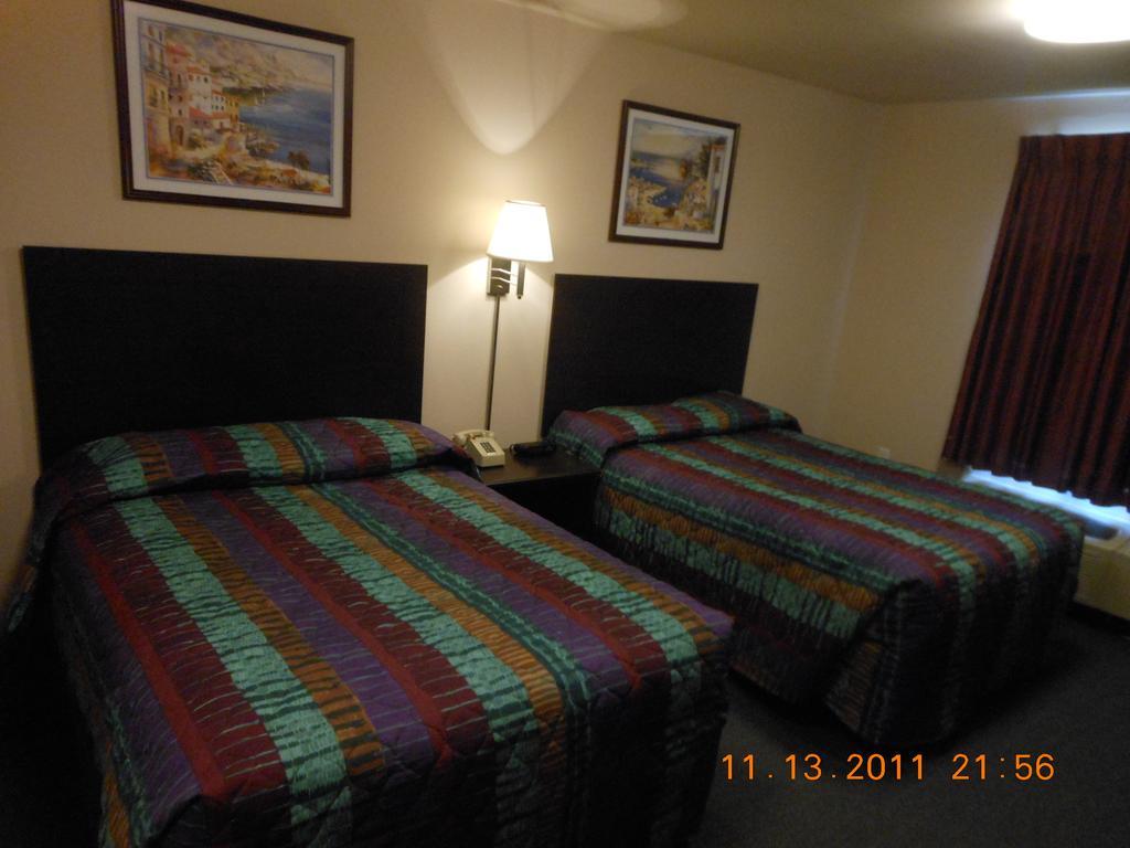 Intown Suites Extended Stay Select Hampton Va Værelse billede
