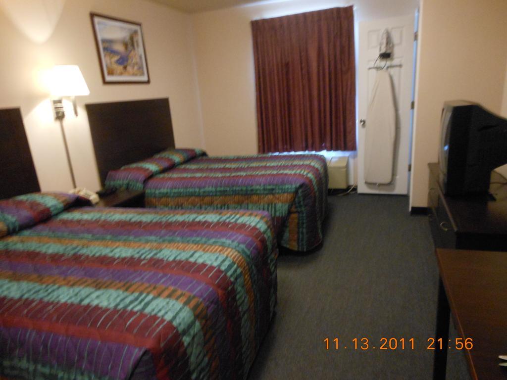 Intown Suites Extended Stay Select Hampton Va Eksteriør billede