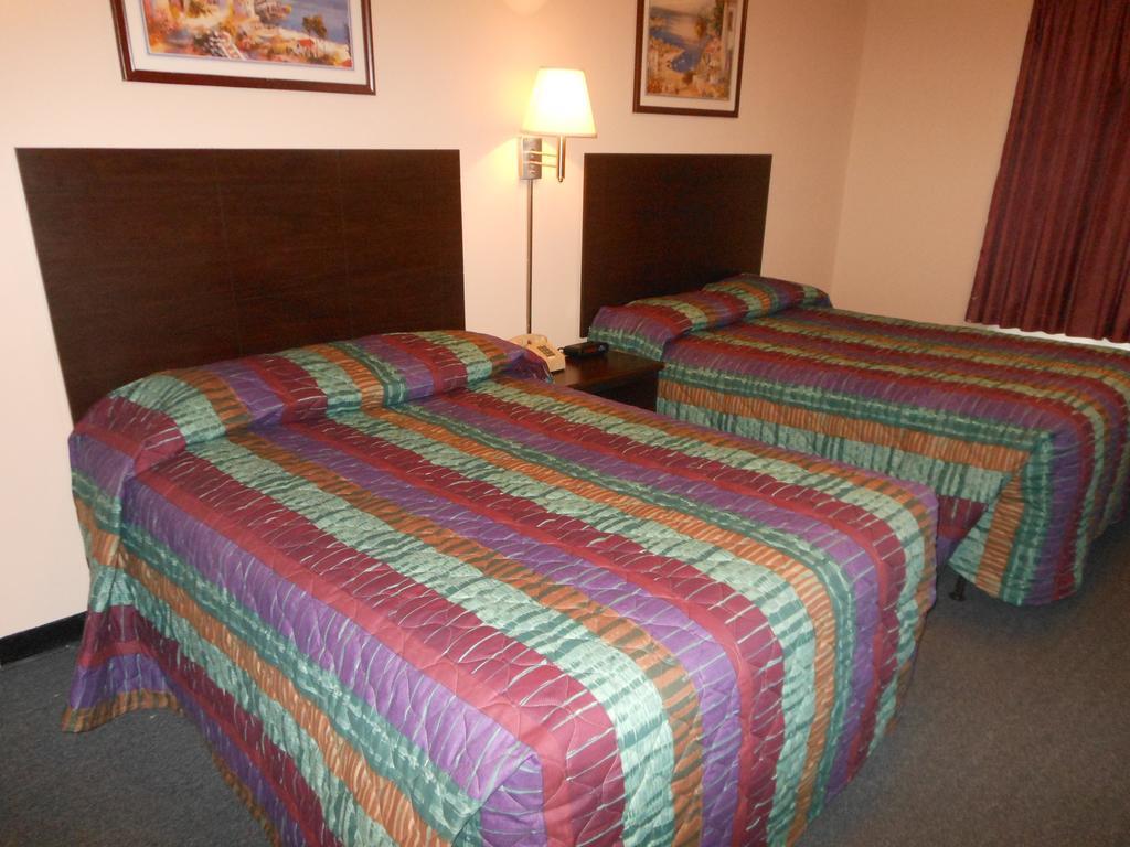 Intown Suites Extended Stay Select Hampton Va Eksteriør billede